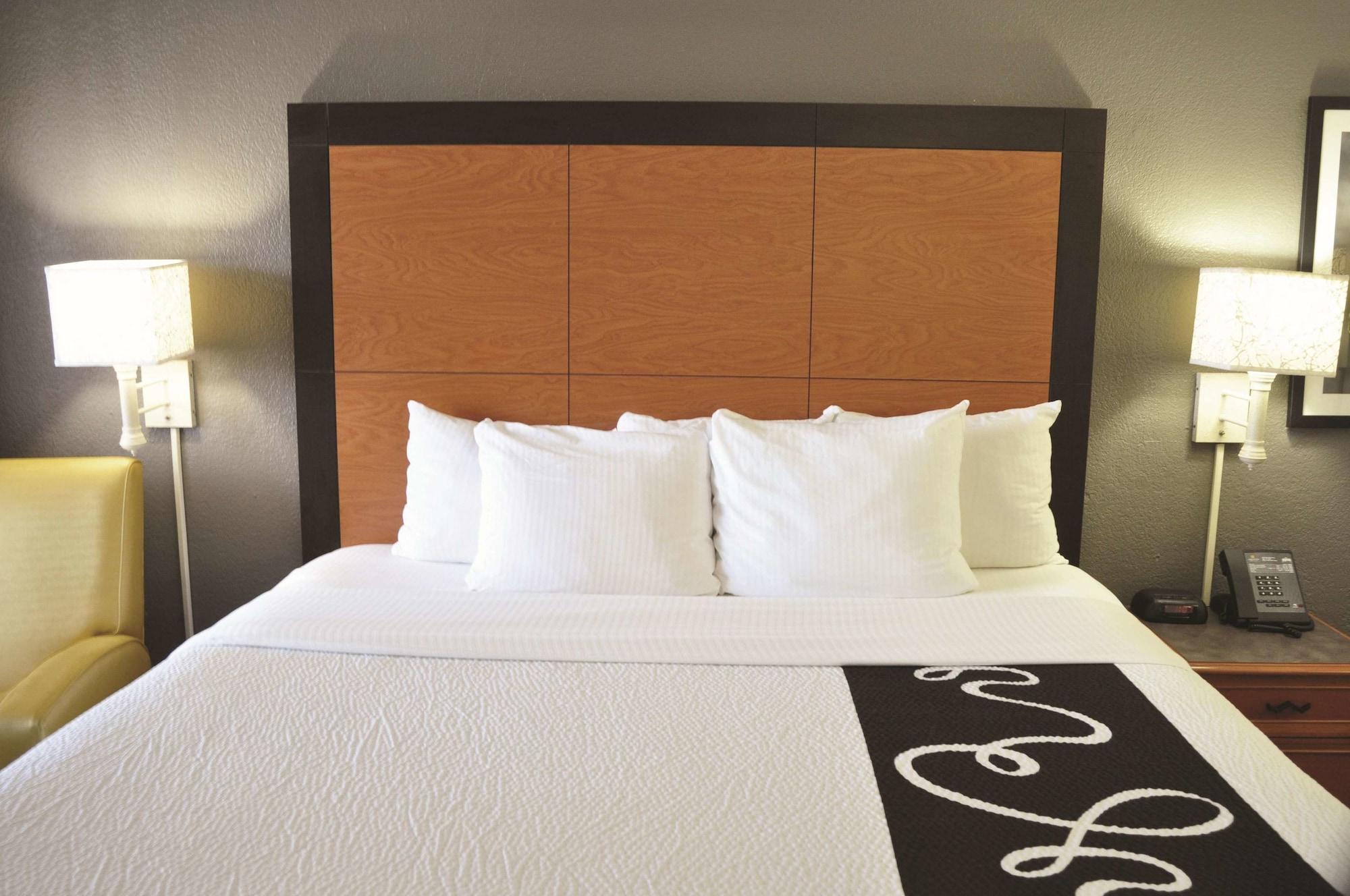 Hotel La Quinta By Wyndham Uptown Dallas