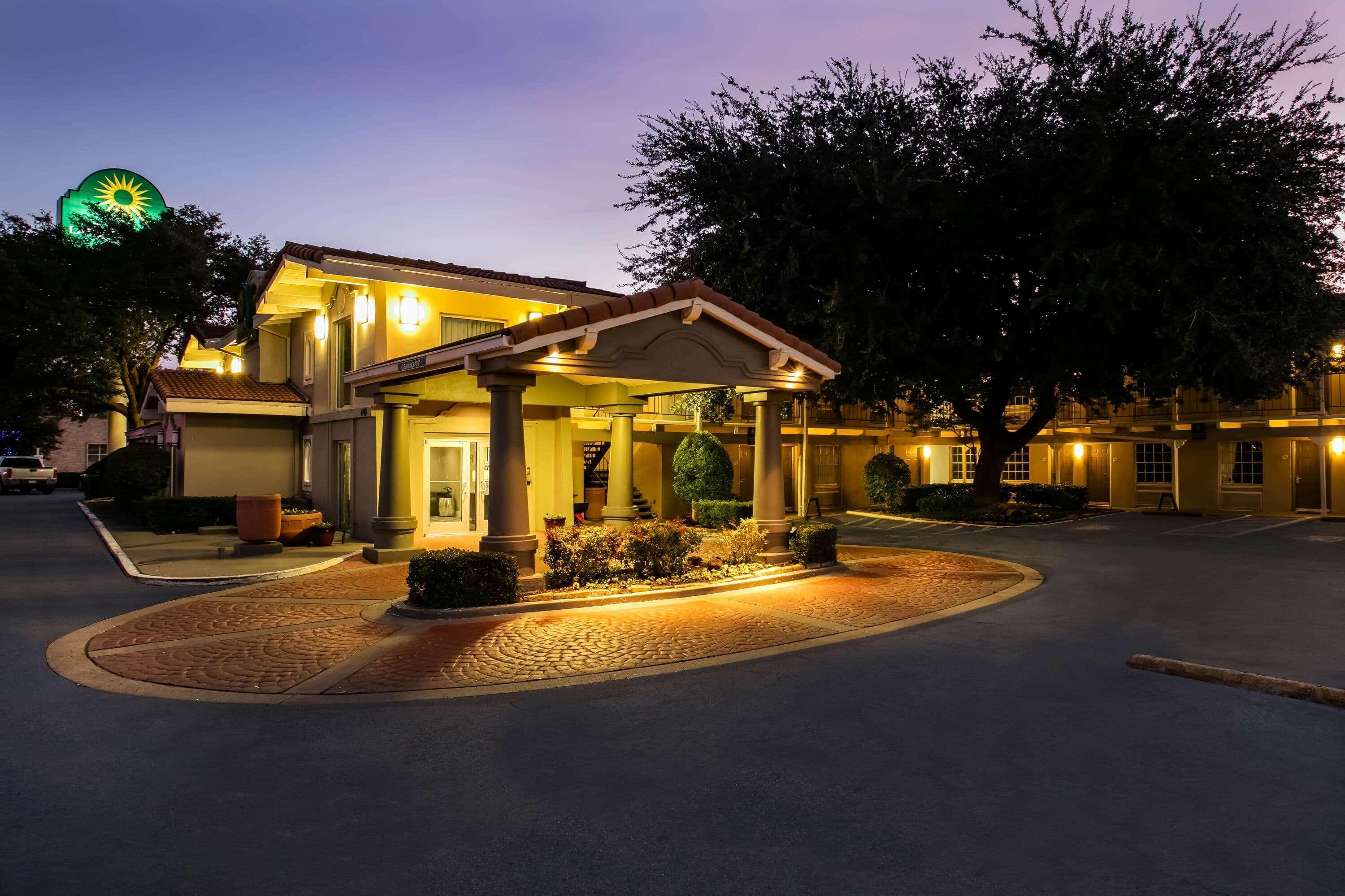 La Quinta By Wyndham Uptown Hotel Dallas