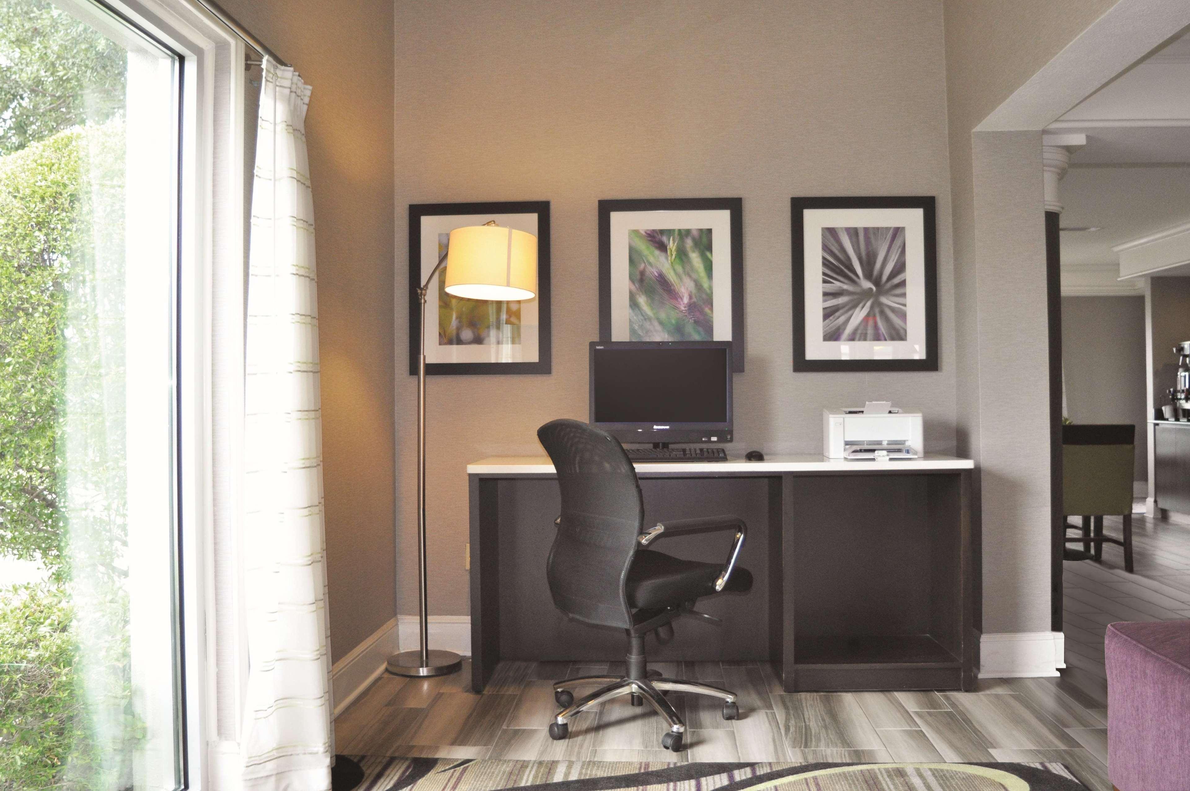 La Quinta By Wyndham Uptown Hotel 3*