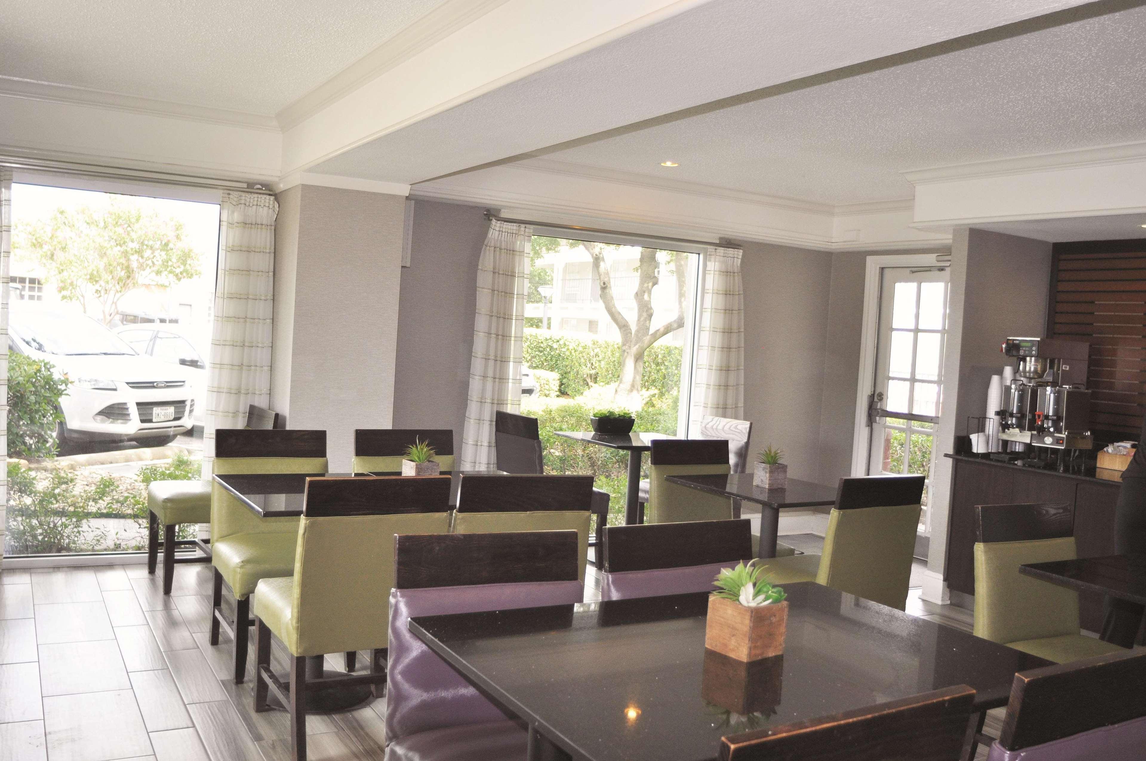 La Quinta By Wyndham Uptown Hotel 3*
