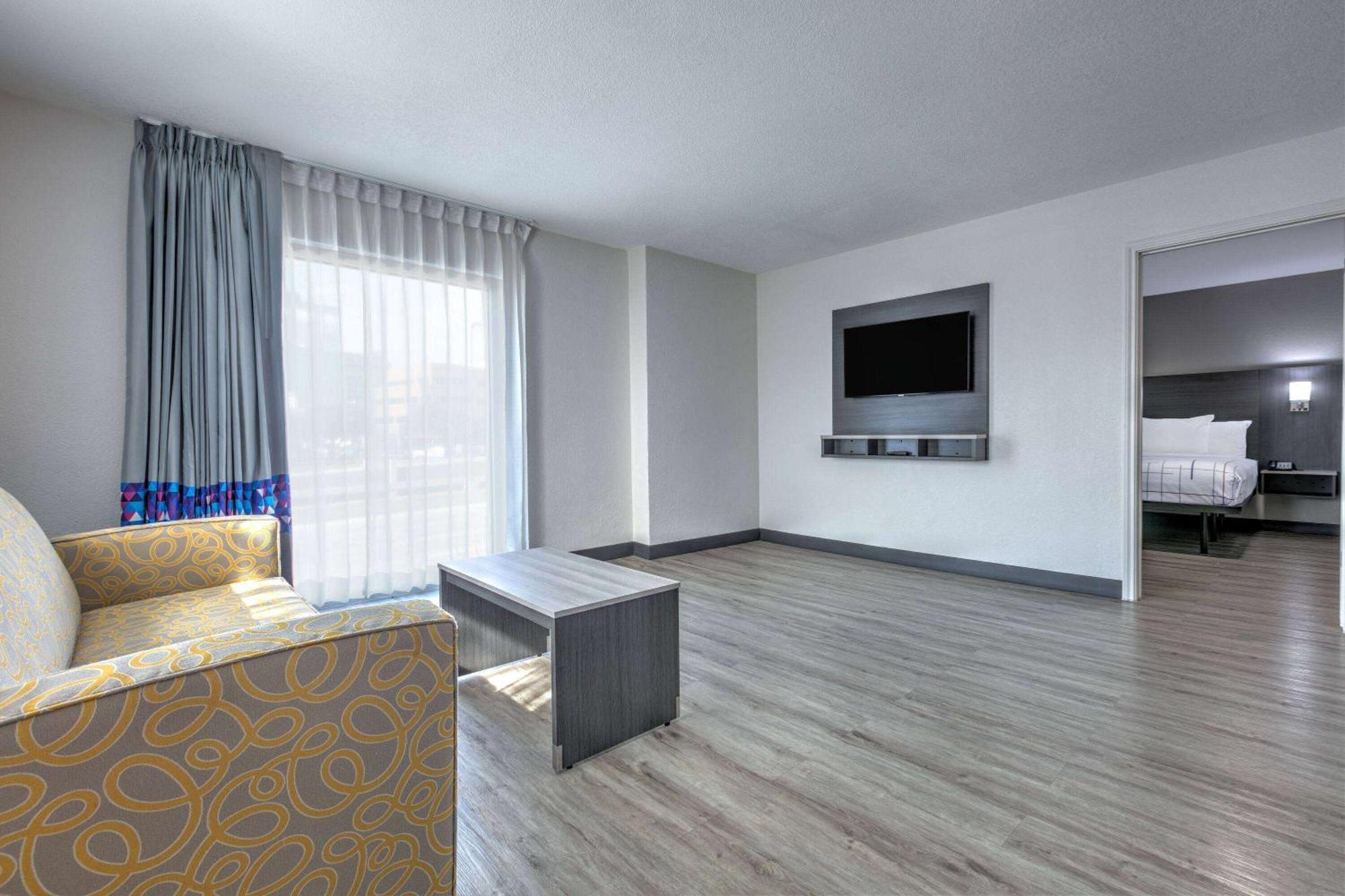 Hotel La Quinta By Wyndham Uptown Dallas