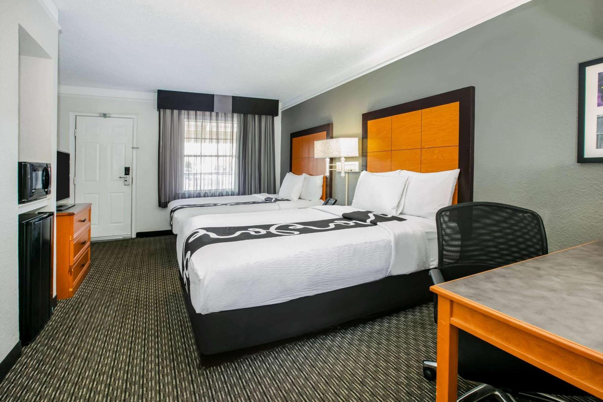 La Quinta By Wyndham Uptown Hotel 3*